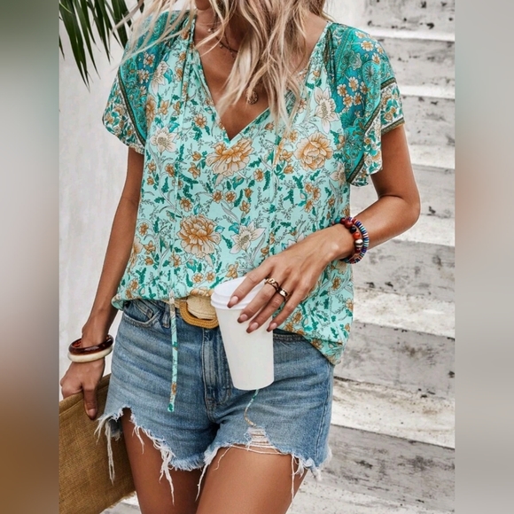 * New Boho Floral Print Tie Top Blouse Green Peach Tan White - Picture 1 of 7